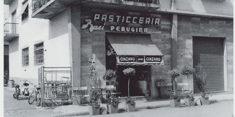 Pasticceria Cesarino, foto del vecchio Borgo.