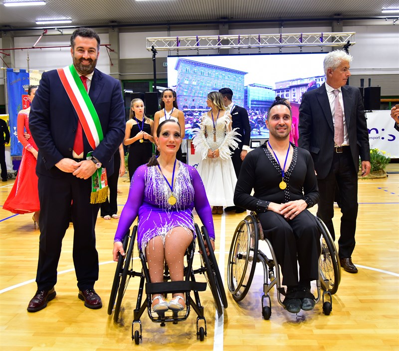 Festa Olimpiadi e Paralimpiadi della Città Metropolitana
danzatori Wheelchair Dance Fi
