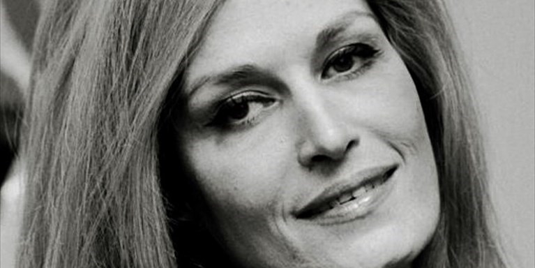 1987 - Muore suicida a Parigi la cantante Dalida