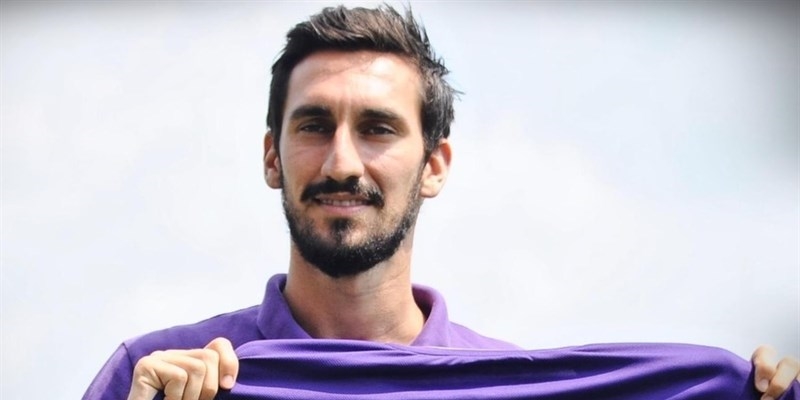 Il capitano della Fiorentina Davide Astori morto nel 2018