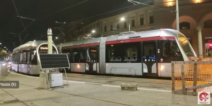 La tramvia in piazza della Libertà