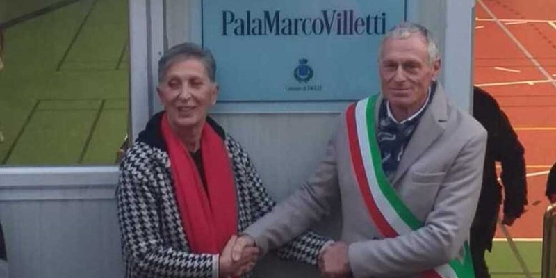 Il sindaco Borchi con la madre di Villetti