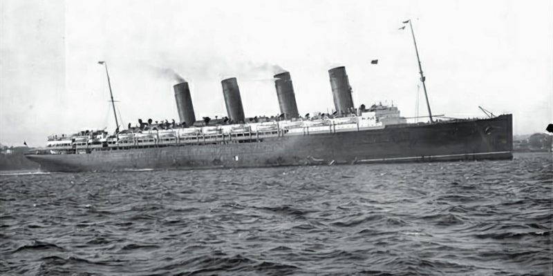 1915 - Il Lusitania alla partenza di New York per il suo ultimo viaggio