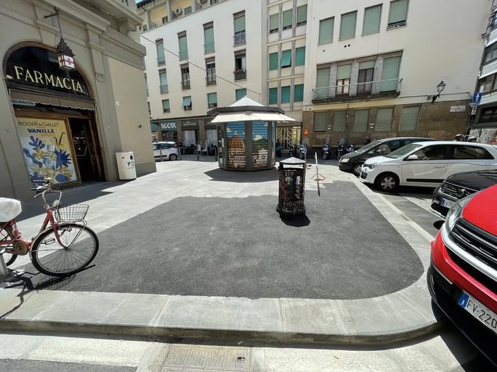 toppa in via Pietrapiana