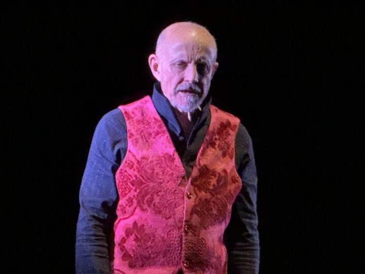 Successo al Giotto di Borgo. Giuseppe Cederna: tutta la malvagità di un burattinaio in “Otello”