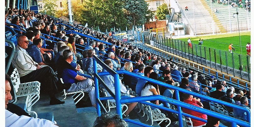 Rissa in tribuna.. foto di repertorio