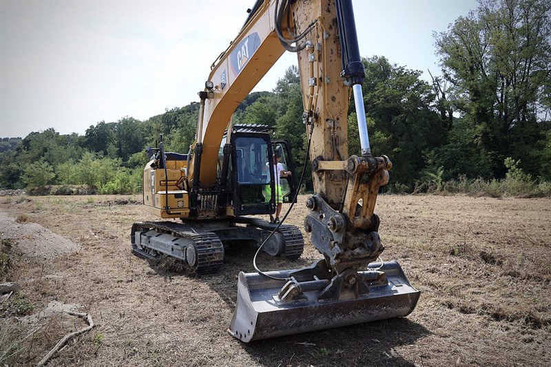 La cerimonia della posa della pietra del secondo lotto