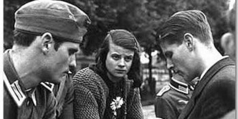 1943 - Giustiziati gli studenti di Rosa Bianca (82 anni fa)