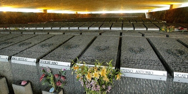 1944 - Eccidio delle Fosse Ardeatine (81 anni fa)