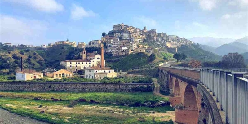 Magia d’Italia: 7 itinerari nascosti che ti regalano emozioni più forti dei grandi pellegrinaggi