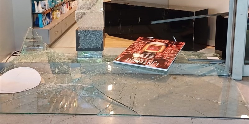 Spaccate in viale de Mille