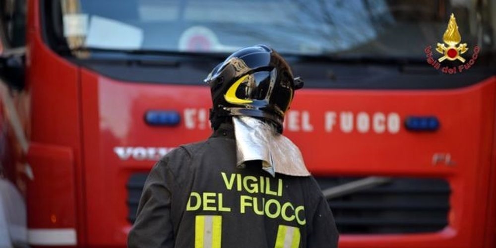  immagini di repertorio vigili del fuoco