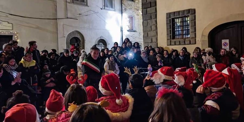 Canti in piazza a San Donato