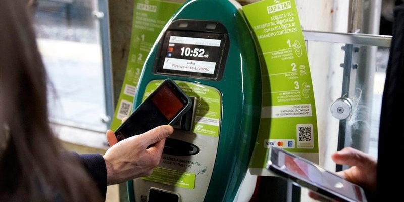 Ferrovie, "Tap&Tap" arriva nelle stazioni della Faentina e per Borgo via Pontassieve: da oggi si viaggia con carta contactless