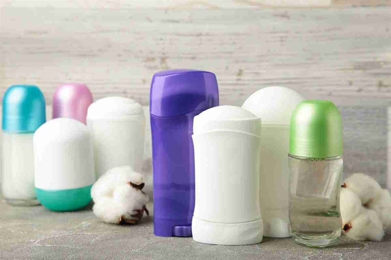 Dove buttare i deodoranti: le regole da ricordare