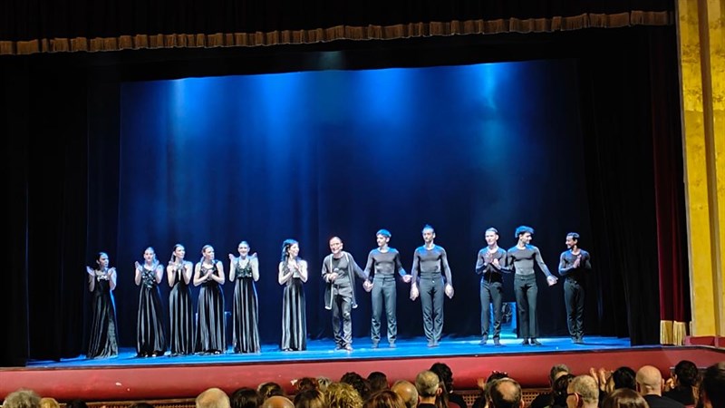 Grandioso successo della  Lyric Dance Company al Corsini di Barberino: strepitoso "Love is a losing game" con la musica di Amy Winehouse