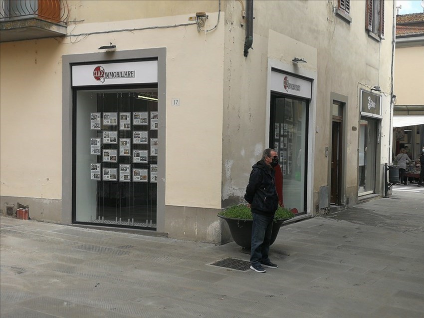 Ecco l’attività commerciale in quel fondo dopo 120 anni.