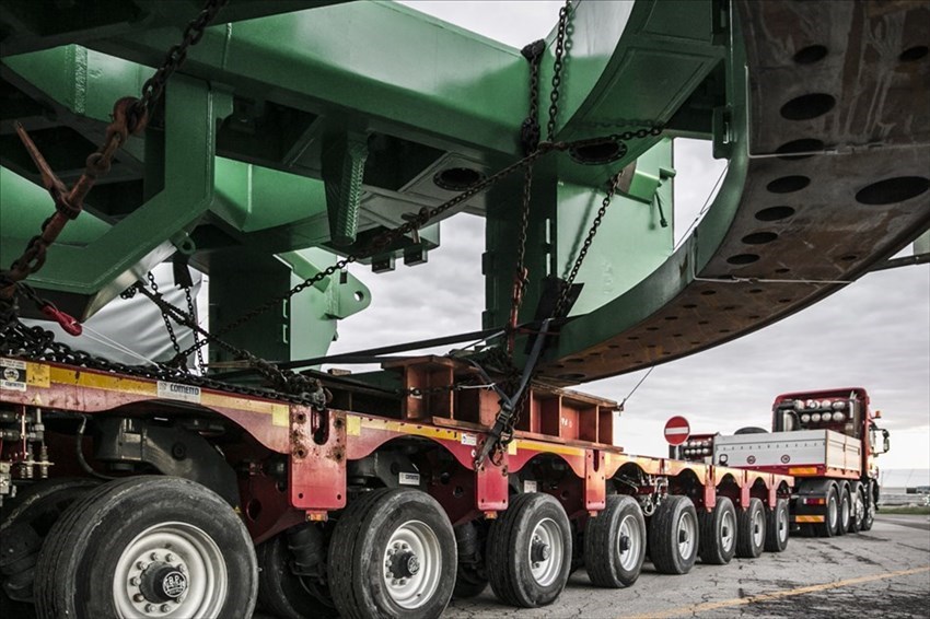 Trasporti eccezionali via terra