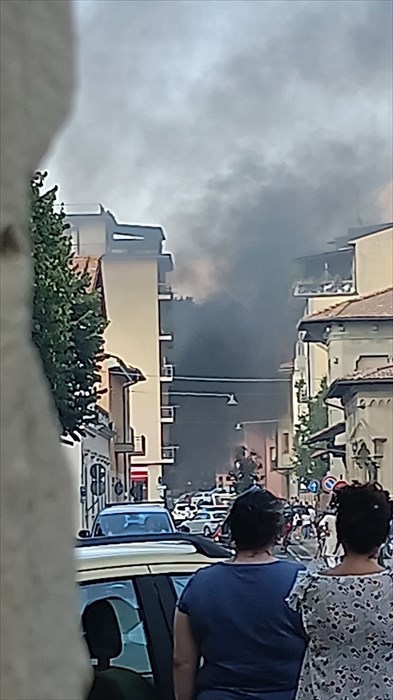 Le foto dell'incendio a Borgo