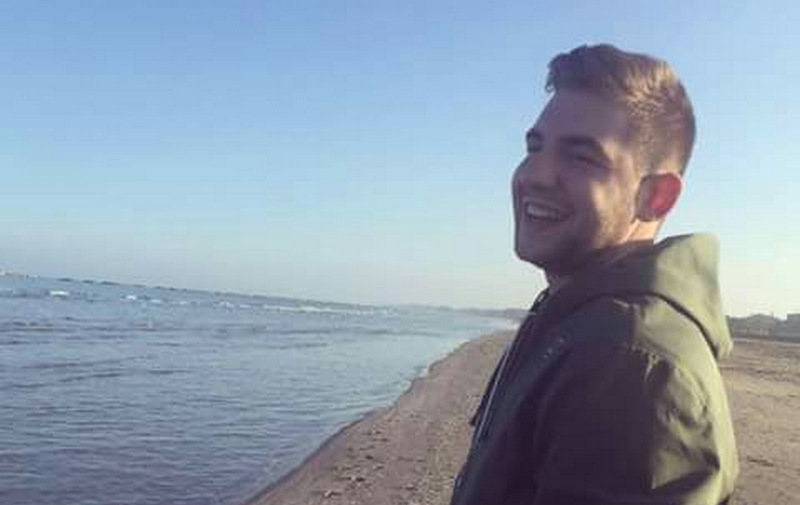 Domattina i funerali di Alessio Vivoli. Il papà: E' morto mentre stava realizzando i suoi sogni