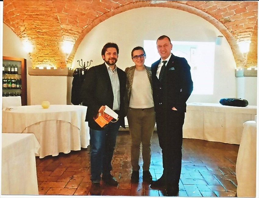 Da sinistra Giuseppe Marrani, Sabrina Landi Malavolti e il sindaco di Scarperia San Piero Federico Ignesti