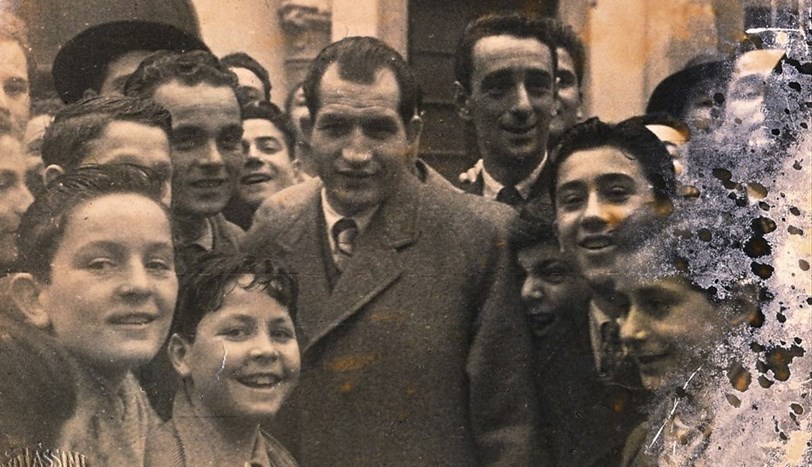 Gino Bartali a Borgo San Lorenzo nel febbraio del 1946.