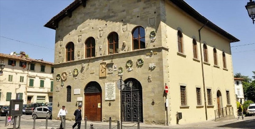 La biblioteca di Borgo