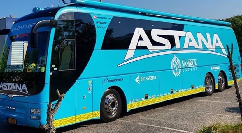 Il mega bus Astana