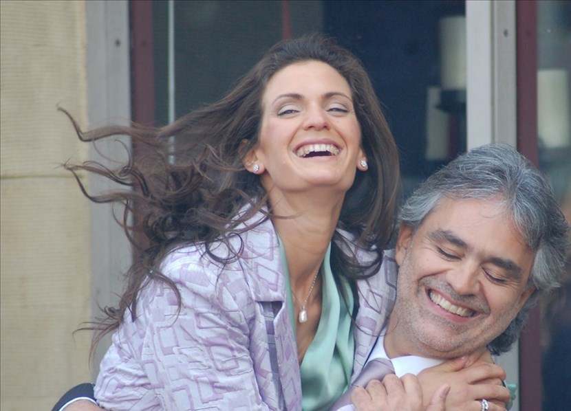 Andrea Bocelli e la moglie