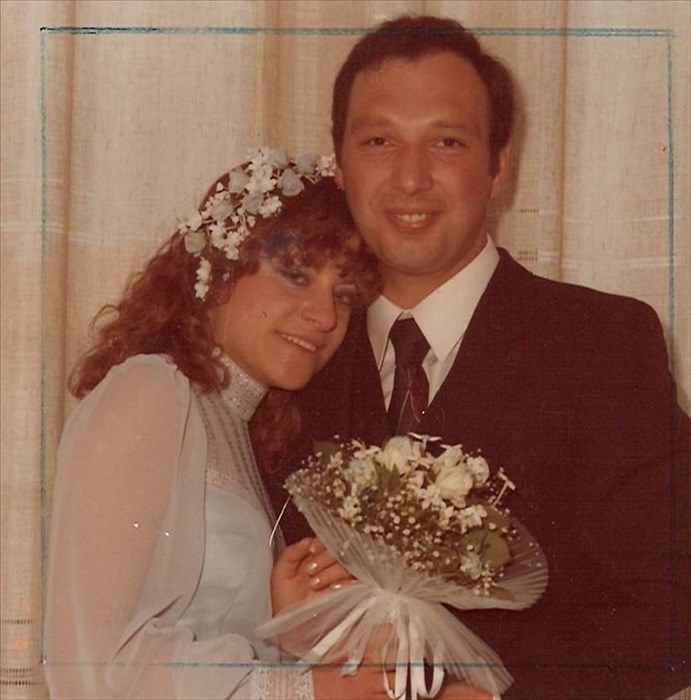 Romano e Ornella nel 1980 il giorno delle loro nozze