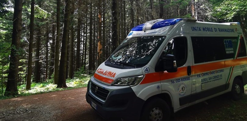 Ambulanza attrezzata per interventi in luogo impervio