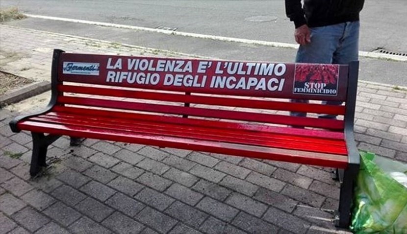 Panchine rosse per San Godenzo, l'appuntamento è per il 25 novembre