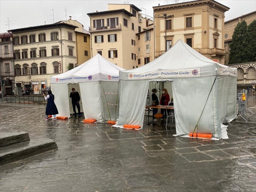 Tende per il Walk through - tamponi Covid-19