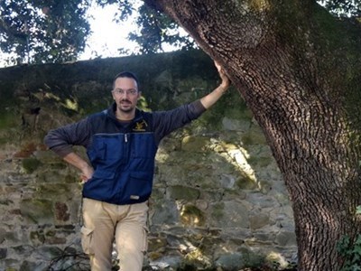Paolo Caramalli durante il censimento degli alberi monumentali