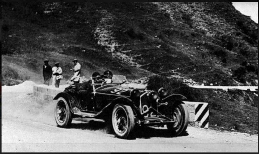 Le Mille Miglia nel 1932; il passaggio sul passo della Raticosa.