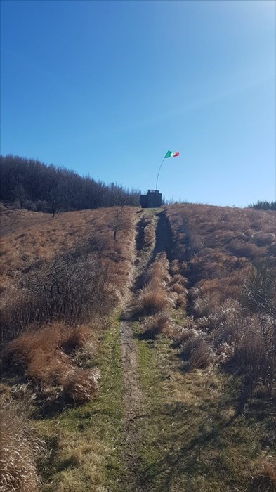 Tricolore sul Monte Gazzarro