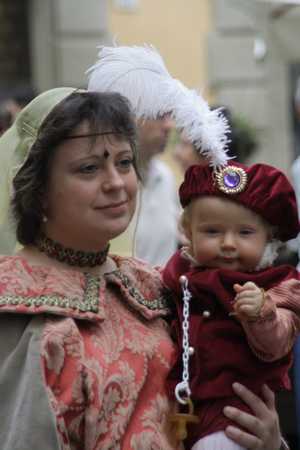 Borgo, le prime foto del corteo storico