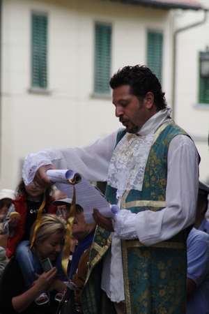 Borgo, le prime foto del corteo storico