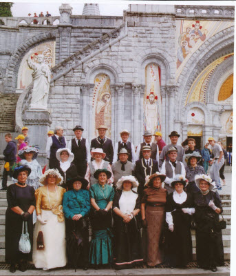 La compagnia La Caldana rende la visita a Lourdes