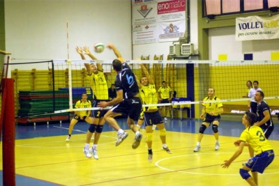 Pallavolo: Over Jeans Scarperia tutta grinta e cuore!