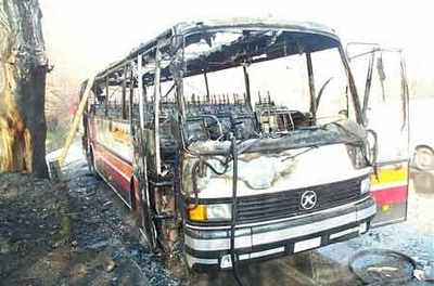 Incendio a Rufina. Distrutta autorimessa e cinque pullman