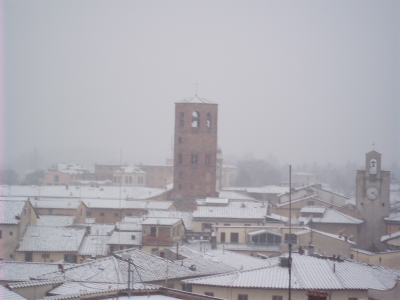 La tanto annunciata neve sta ricoprendo il nostro Mugello