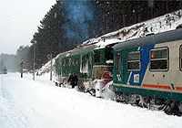 Neve, autostrade rimborsa gli automobilisti. E Trenitalia?