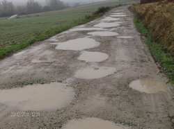 Le nostre strade 1 - 'Buche profonde' a Galliano...