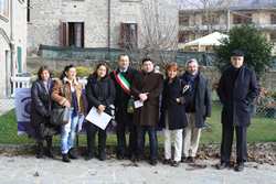 Inaugurati gli alloggi popolari di Ronta. Ma dieci famiglie li rifiutano perché fuori da Borgo