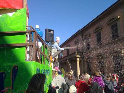 Borgo. Finalmente si sfila, le foto del carnevale