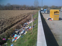 Continua la saga dei Furbetti del cassonetto