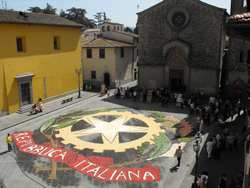 L'Infiorata di Scarperia parte per Maranello