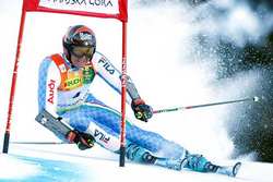 Slalom e beneficienza. Il Lions di Pistoia per il Borgo di Elisa