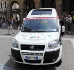 Multa al mezzo dei disabili. I vigili replicano e annunciano querele